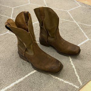 Ariat Rambler Western Boot, Size 10 EE, Earth Color